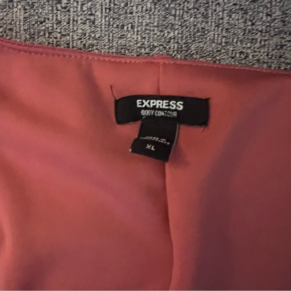 Express Body Con Top - Picture 2 of 4